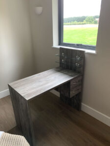 7. Bespoke nail bar