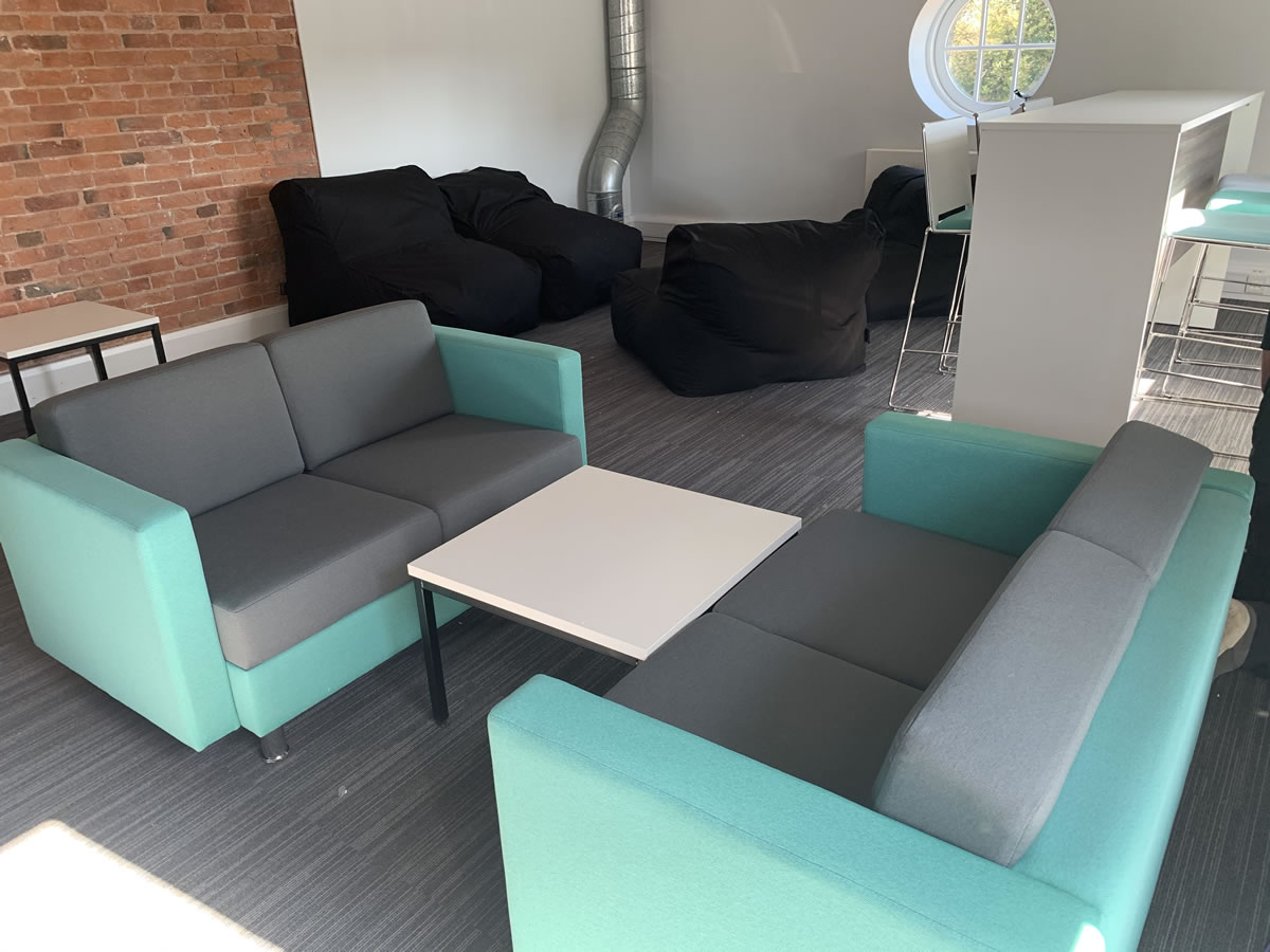 5 reasons to choose the right workspace furniture 5 reasons to choose the right workspace furniture