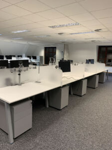 Office workstations & pedestals