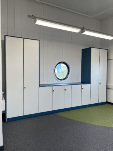 New wall space storage